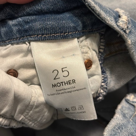 Mother Women’s Looker Ankle Fray Distressed Denim Jeans in Love Gun- Size 26 - Picture 5 of 7